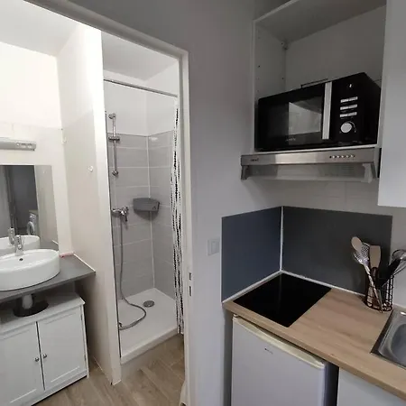 Le 5, Wifi, Parking, Centre Apartment Chateauroux Exterior photo